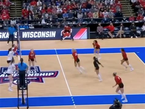 wisconsin volleyball celebration leaked|University of Wisconsin police investigating after。